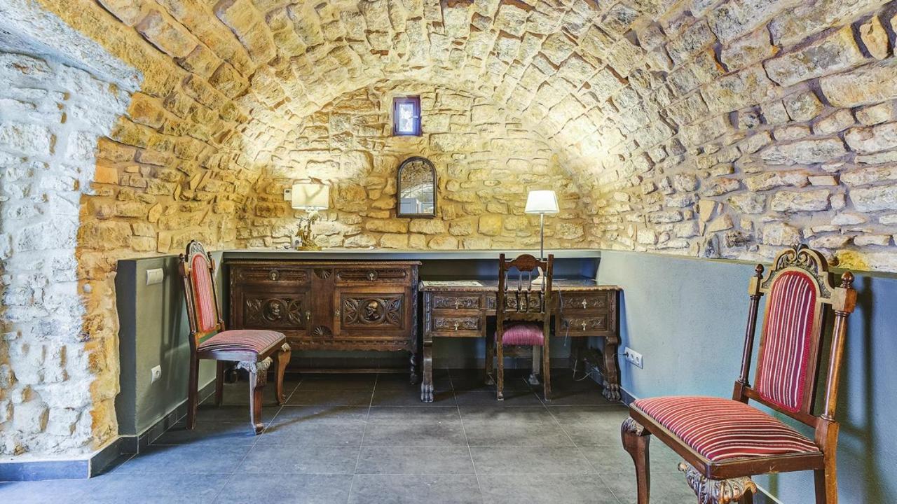Masia De Queralt Luxury Casa Rural Spa Y Vistas Concabella Luaran gambar