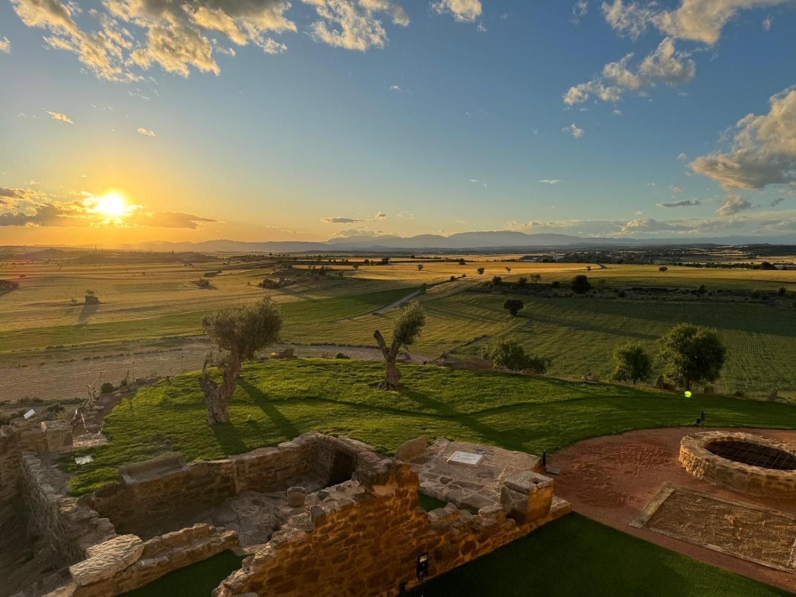 Masia De Queralt Luxury Casa Rural Spa Y Vistas Concabella Luaran gambar